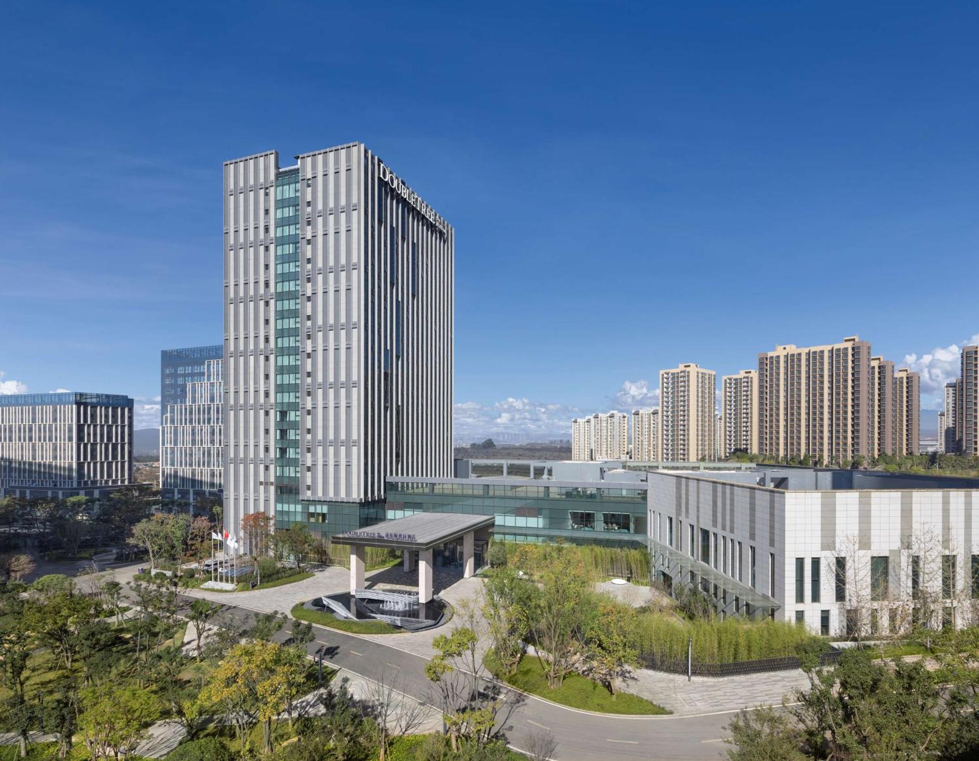 Doubletree By Hilton Kunming Airport Hotel Exterior photo